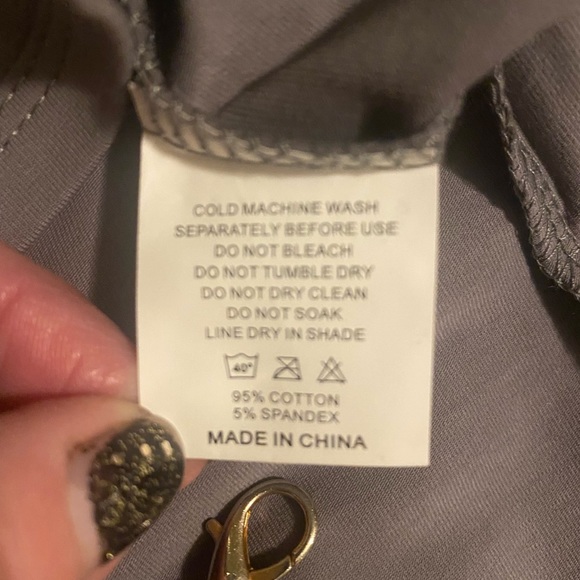 🔥New short sleeve active top small. - Picture 4 of 9